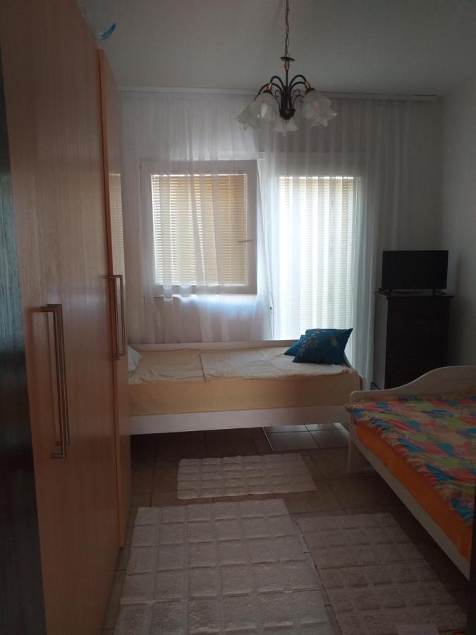 Apartmani Marijanovic Vir Exterior foto