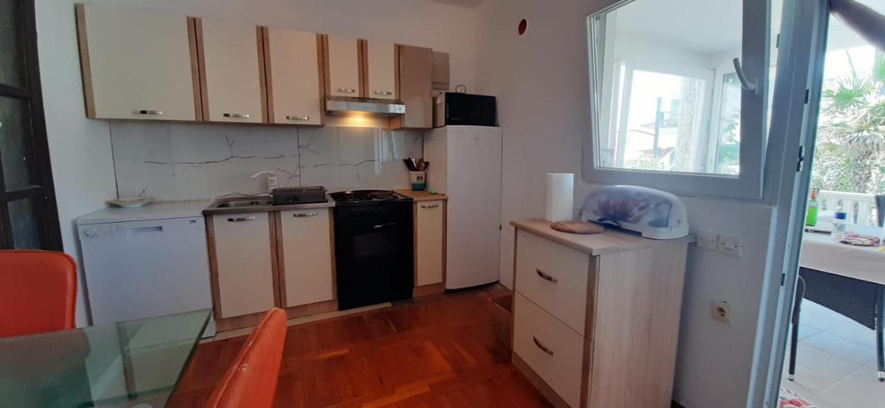 Apartmani Marijanovic Vir Exterior foto