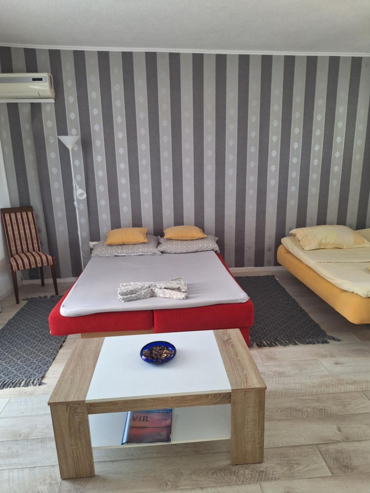 Apartmani Marijanovic Vir Exterior foto