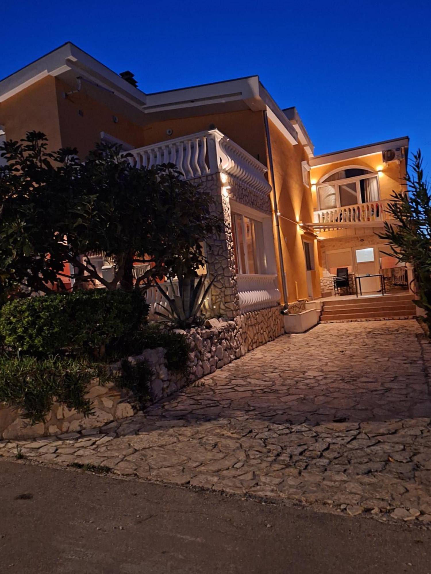 Apartmani Marijanovic Vir Exterior foto